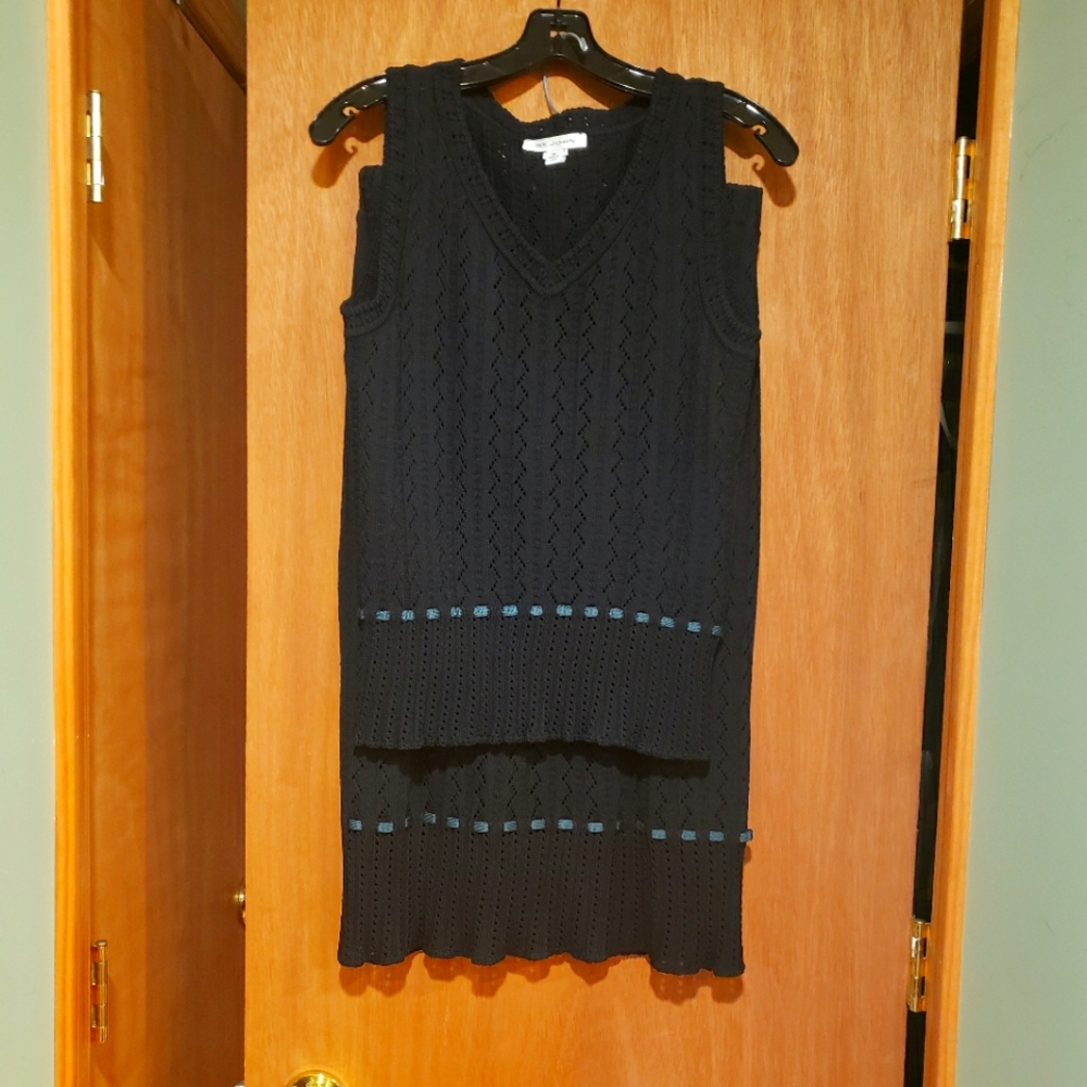 St John  2 piece black set